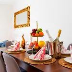 Luxury Kings Apartamento