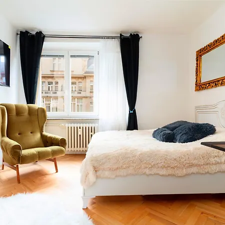 Luxury Kings * Praga